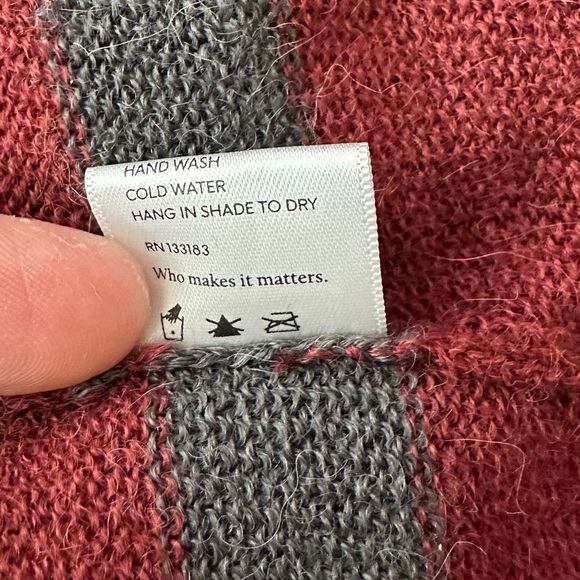 Known Supply Red & Gray Handmade Wool Sleeveless Duster Sweater One Size - Picture 10 of 11